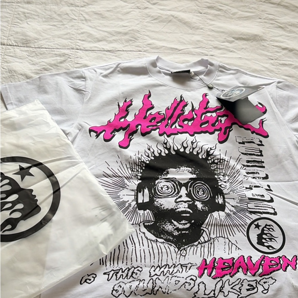 Hellstar White Graphic Tee - Short Sleeve
